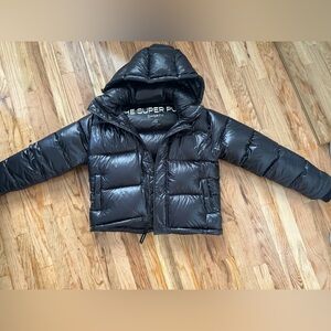 Aritzia SuperPuff Shorty Jacket